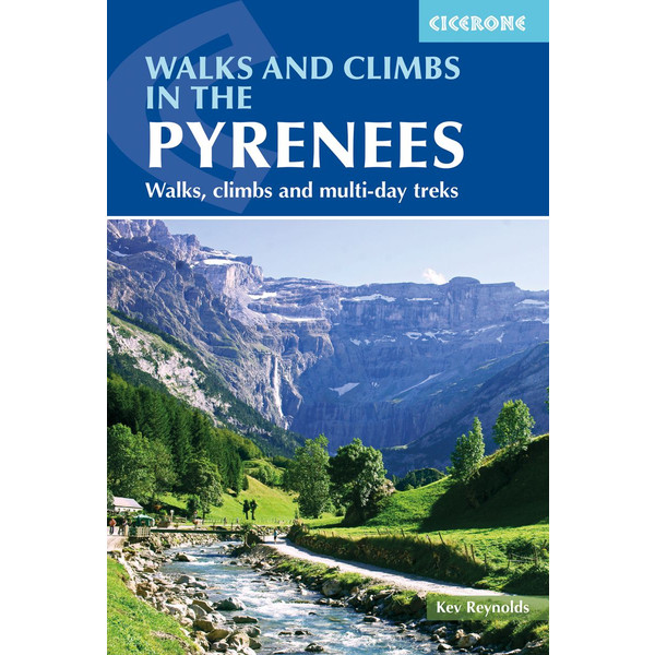 Walks and Climbs in the Pyrenees - Wanderführer